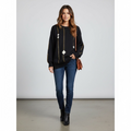 Sweater Negro con Detalles Dorados
