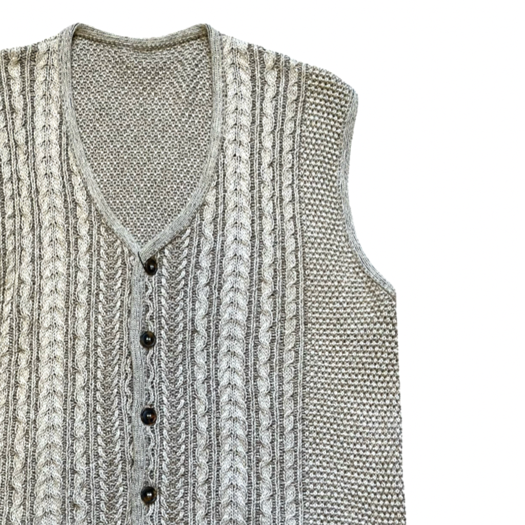 Chaleco tejido gris estilo trenzado