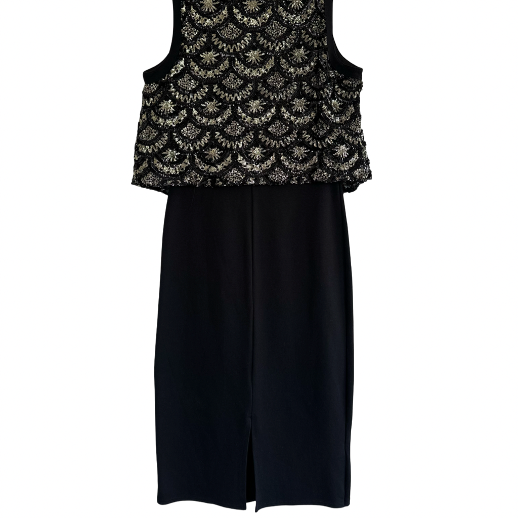 Vestido VNTG Negro con Bordado Dorado – Corte Lápiz